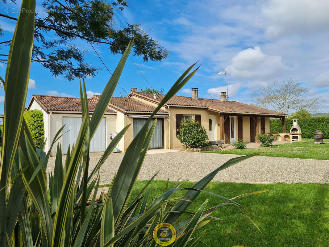 Maison à BOURRAN