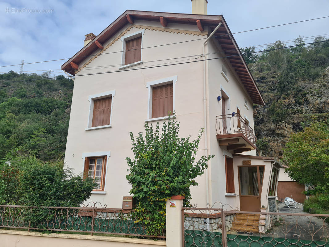 Maison à TARASCON-SUR-ARIEGE