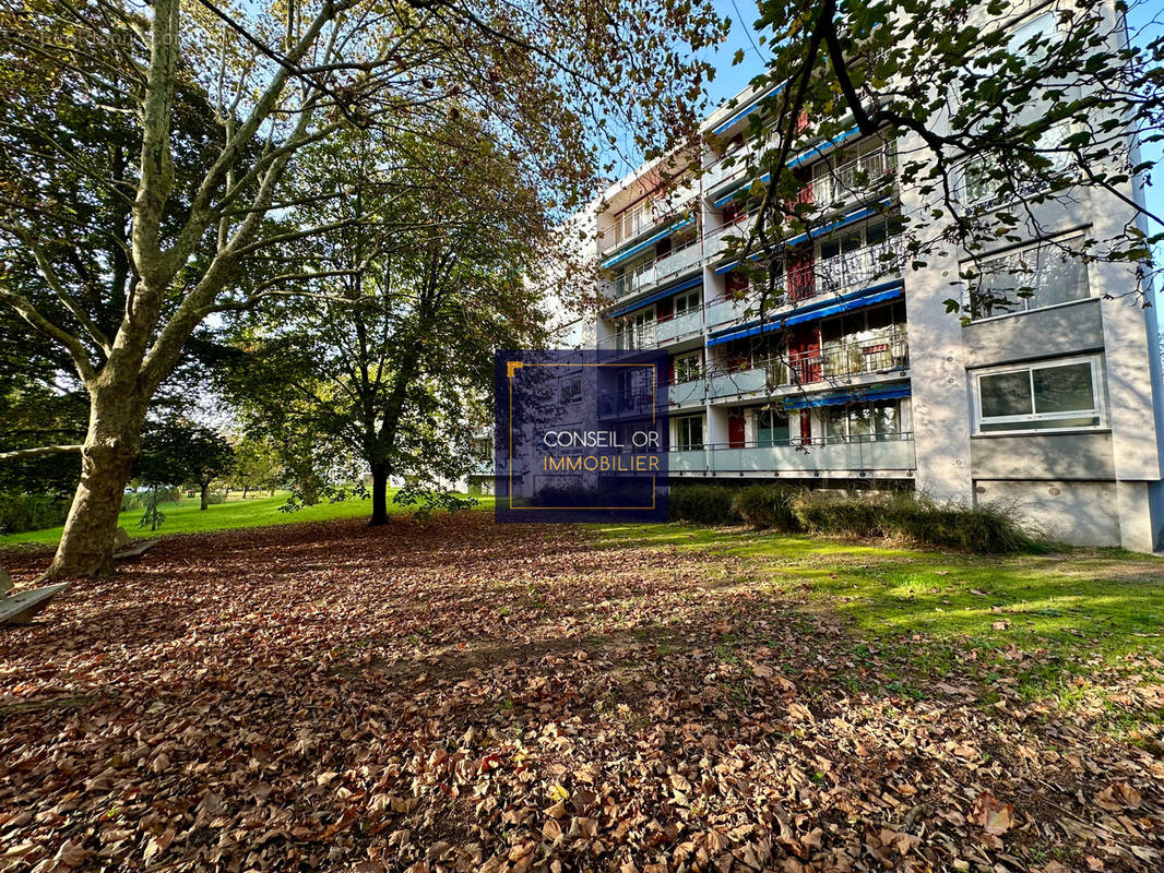 Appartement à SAINTE-FOY-LES-LYON