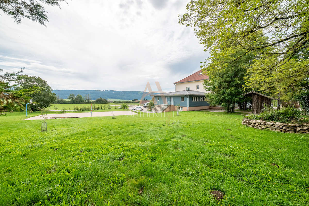 Maison à ORCHAMPS-VENNES