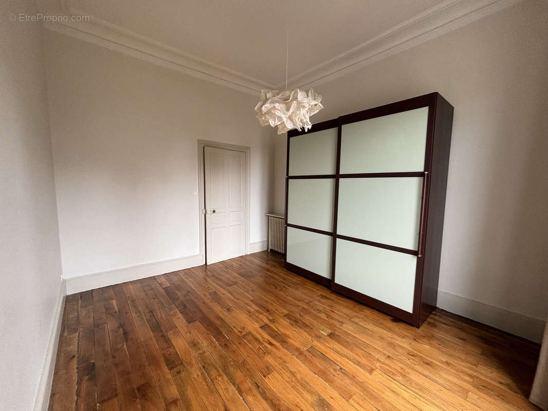 Appartement à BRIVE-LA-GAILLARDE