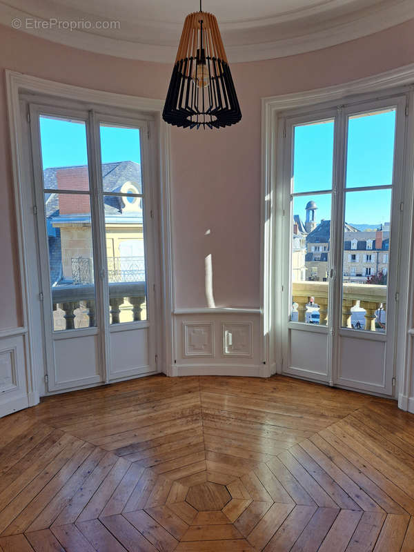 Appartement à BRIVE-LA-GAILLARDE