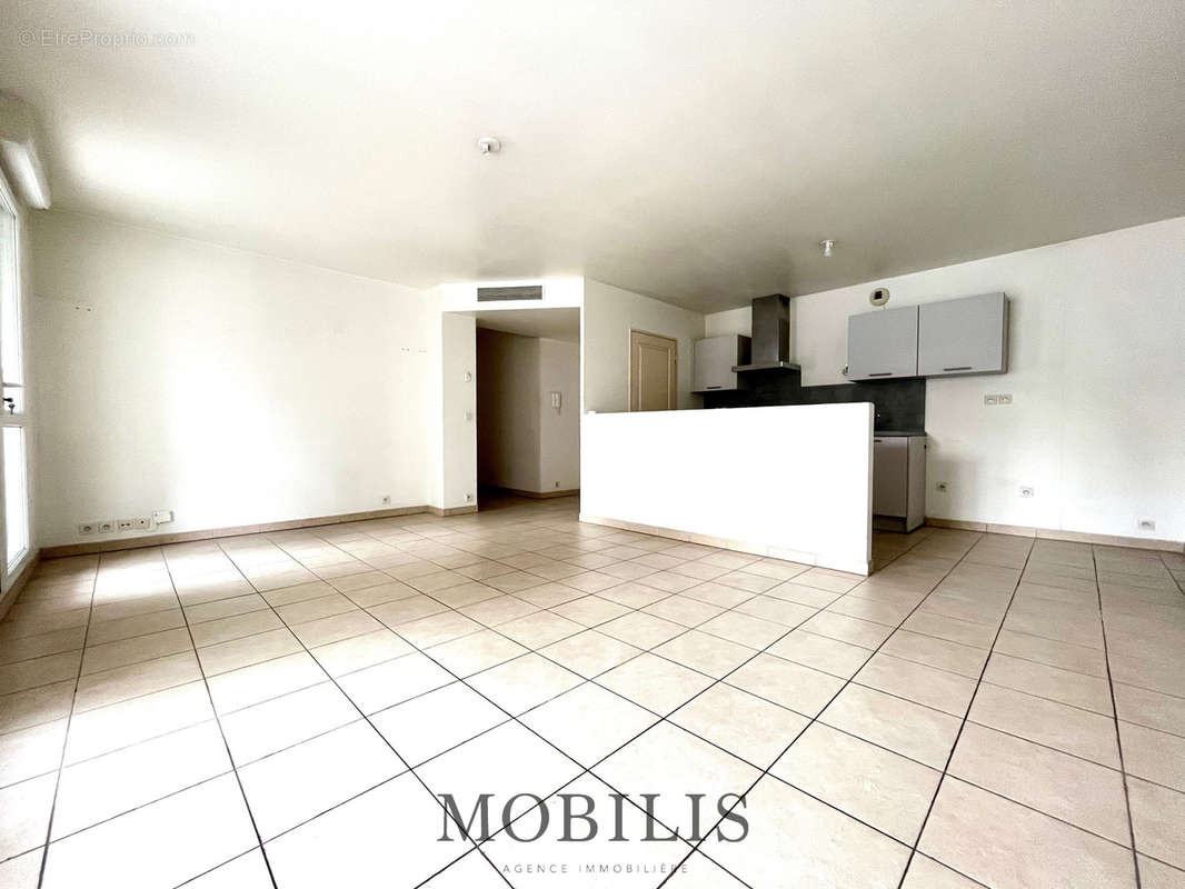 Appartement à MARSEILLE-6E