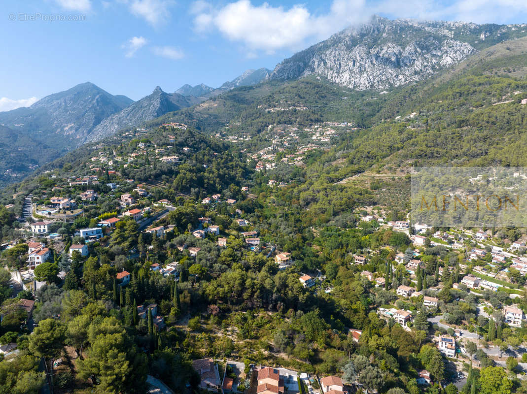 Appartement à MENTON