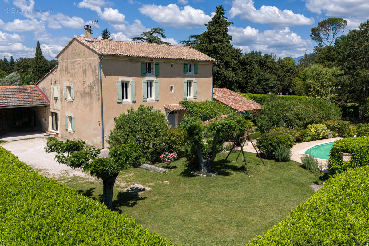 Maison à LORIOL-DU-COMTAT