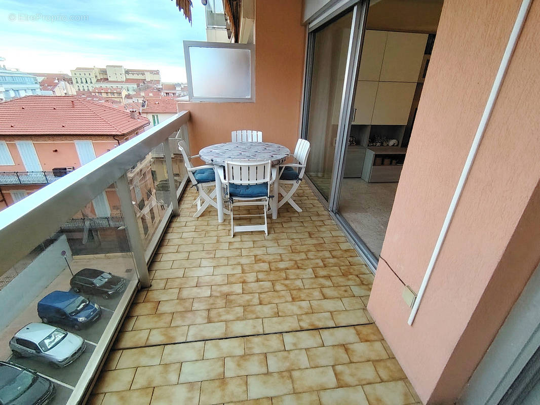 Appartement à MENTON