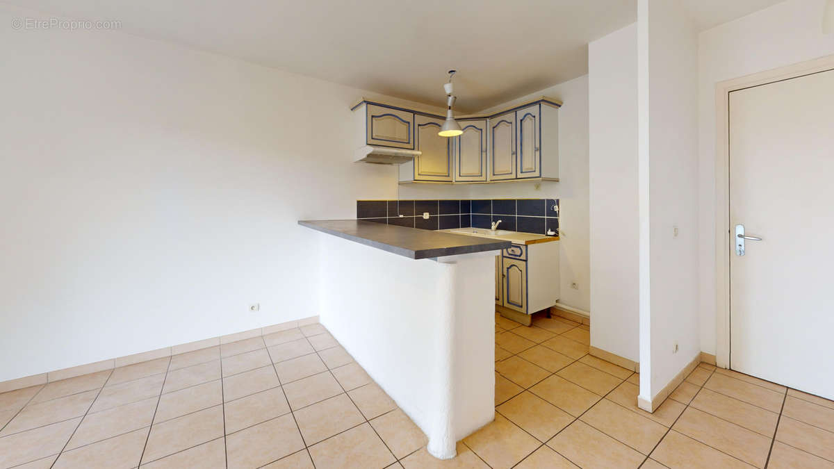 Appartement à MARSEILLE-13E