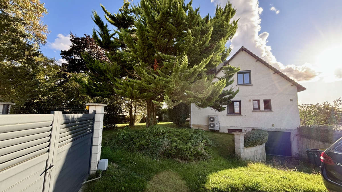 Maison à JUVIGNY