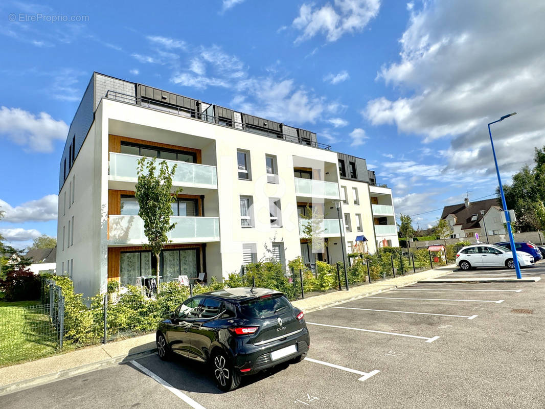 Appartement à LE MESNIL-ESNARD