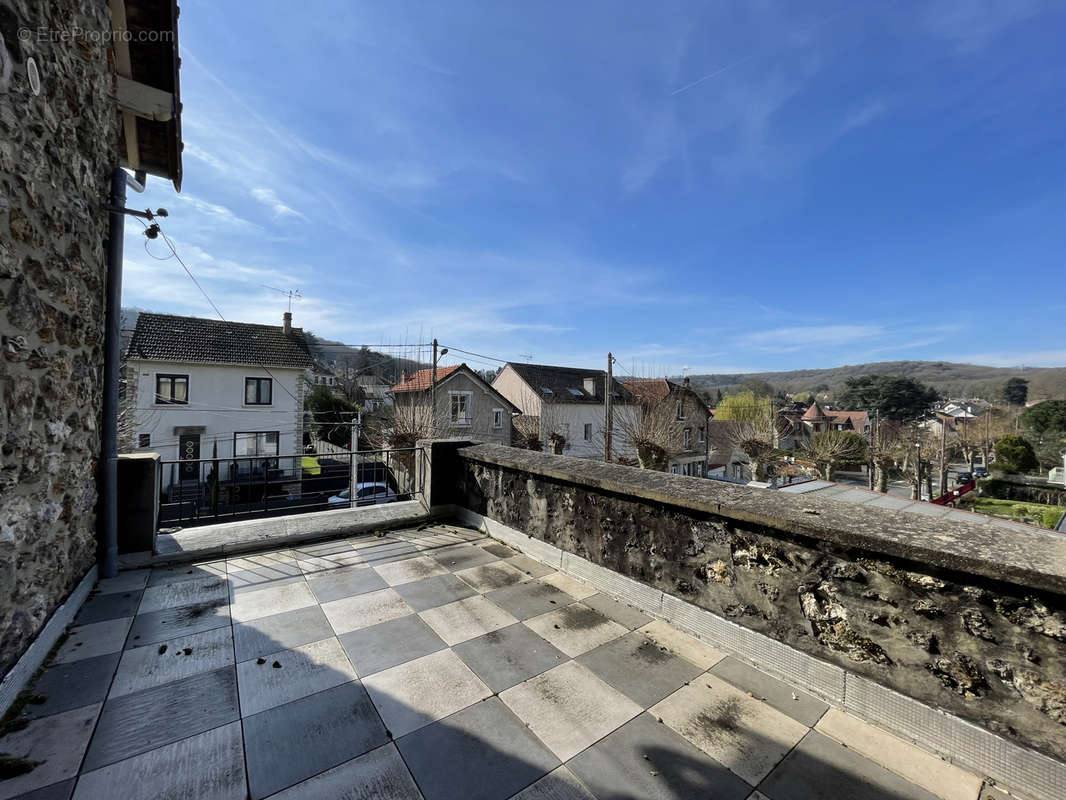 Appartement à SAINT-REMY-LES-CHEVREUSE