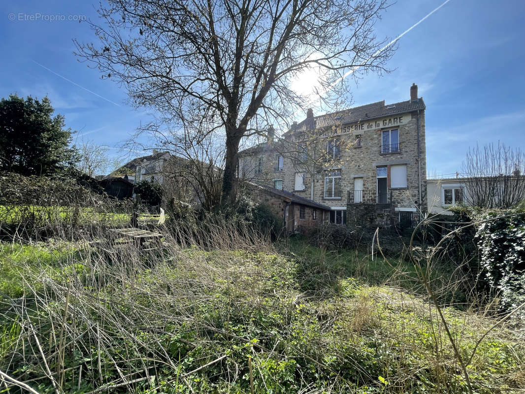 Appartement à SAINT-REMY-LES-CHEVREUSE