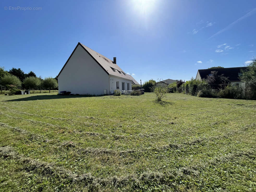 Maison à VILLIERS-EN-DESOEUVRE