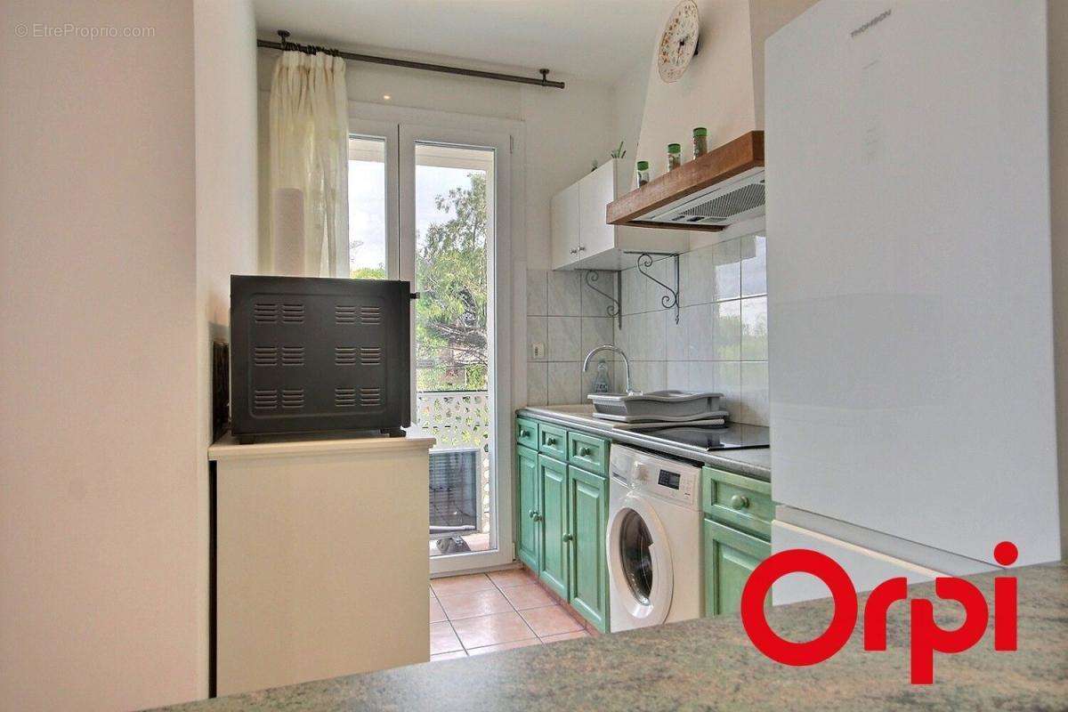 Appartement à MARSEILLE-8E