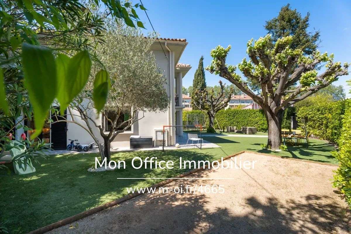 Maison à AIX-EN-PROVENCE