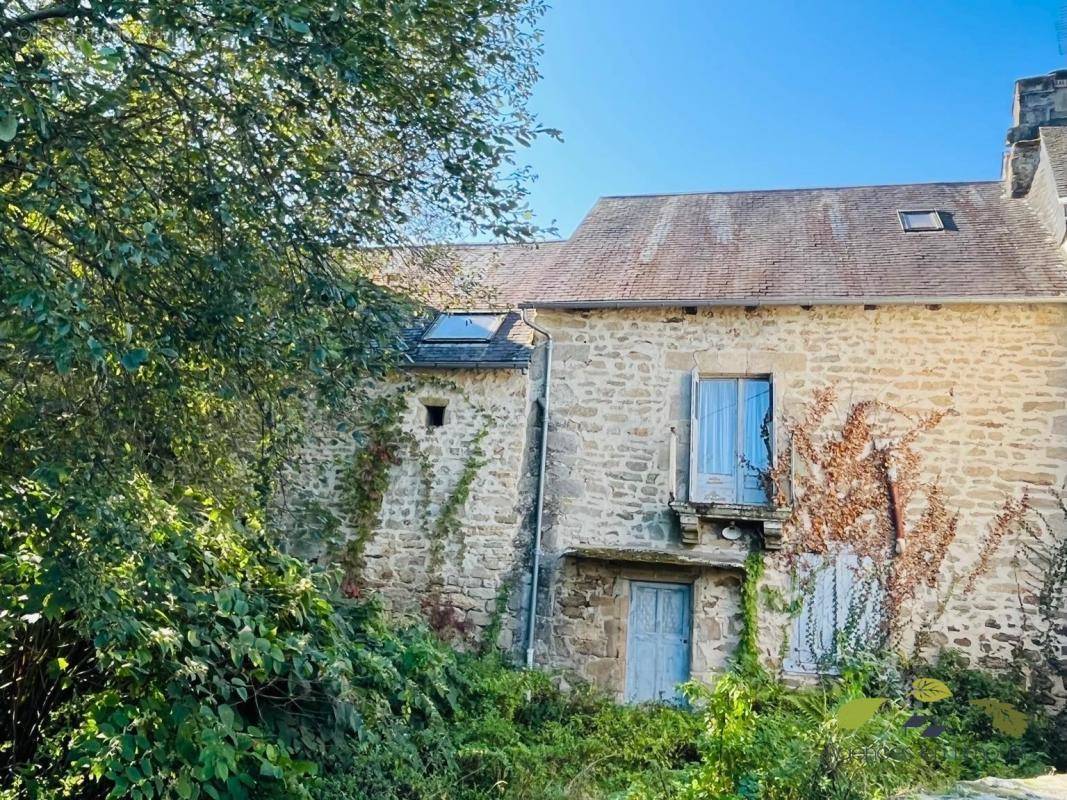 Maison à TREIGNAC