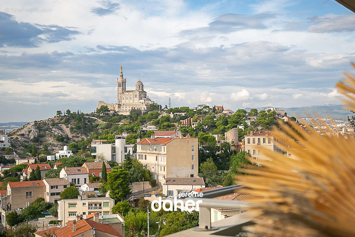 Appartement à MARSEILLE-7E