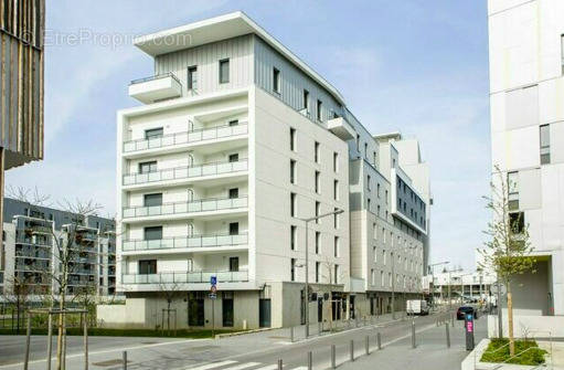 Appartement à COLOMBES