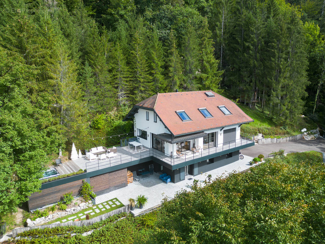 Maison à TALLOIRES