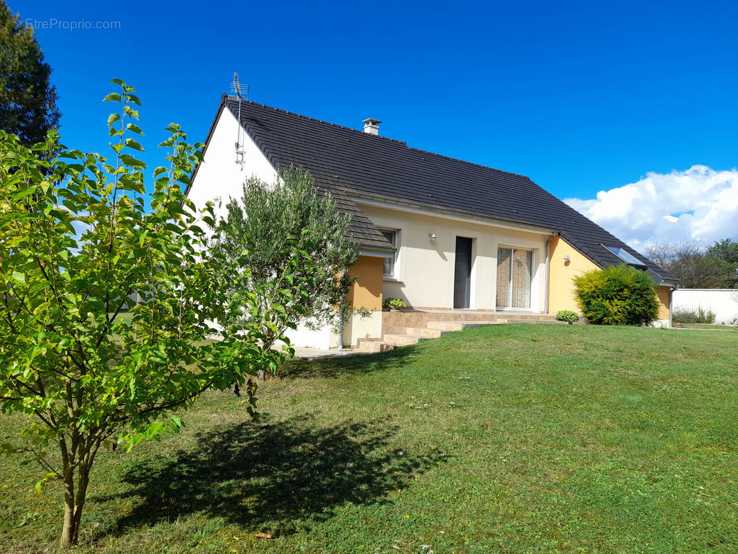 Maison à BONNY-SUR-LOIRE