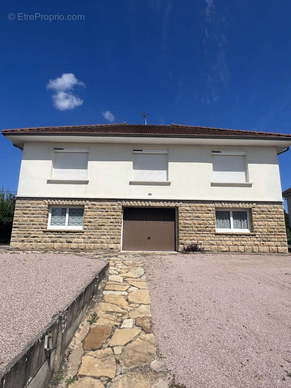 Maison à LE BREUIL