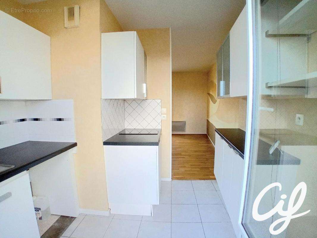 Appartement à LES SORINIERES