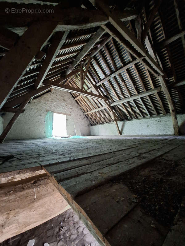 Maison à SAINT-LEGER-DES-BOIS