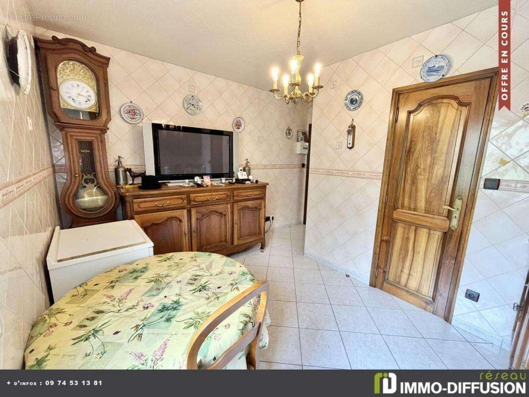 Appartement à BAGNOLS-LES-BAINS