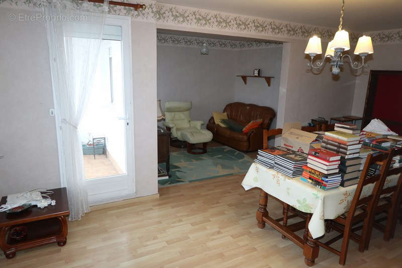 Appartement à CANTELEU