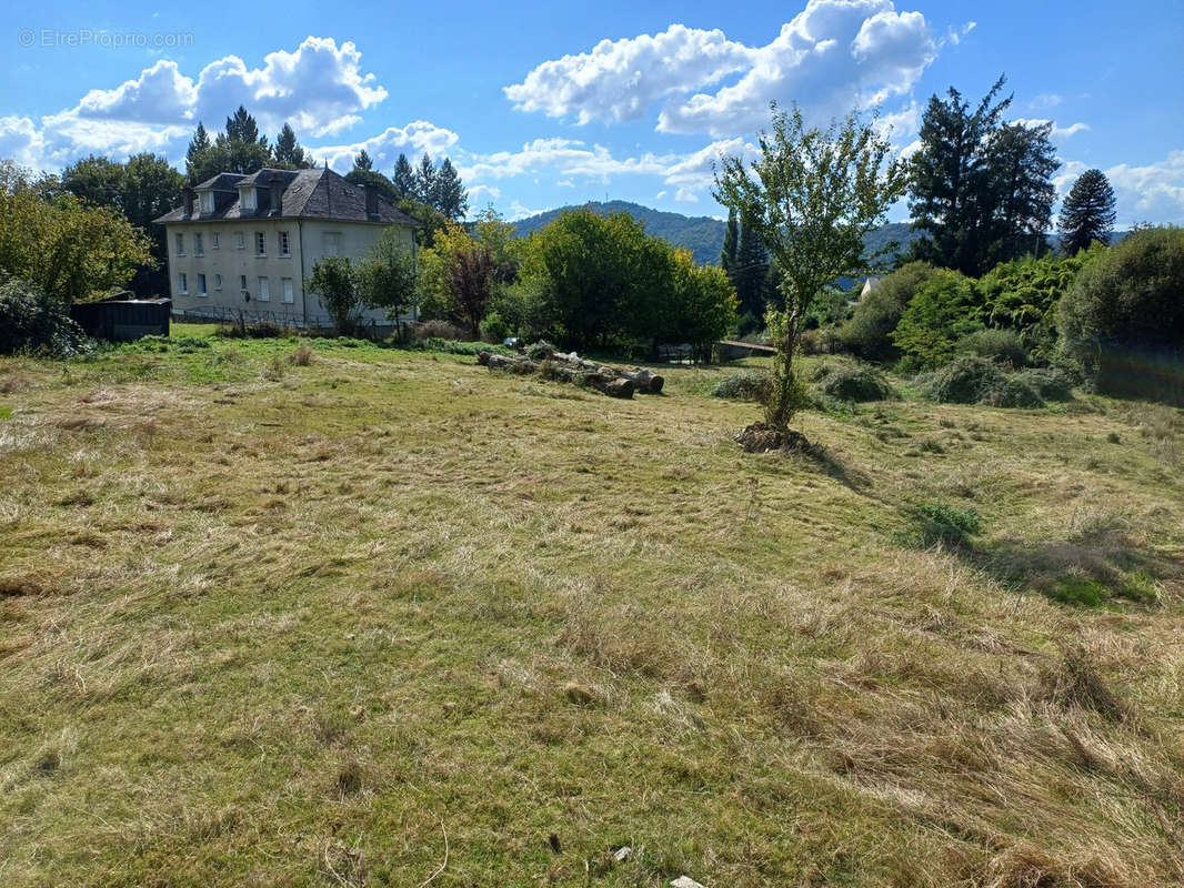 Terrain à ARGENTAT