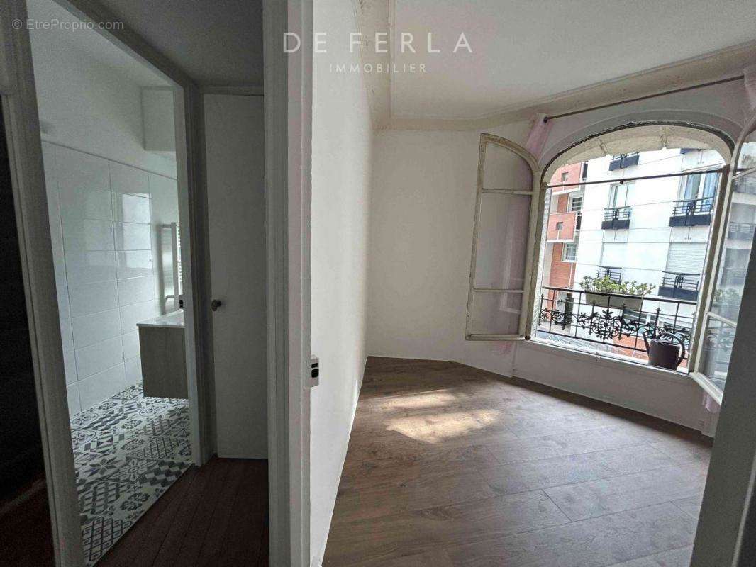 Appartement à PARIS-15E