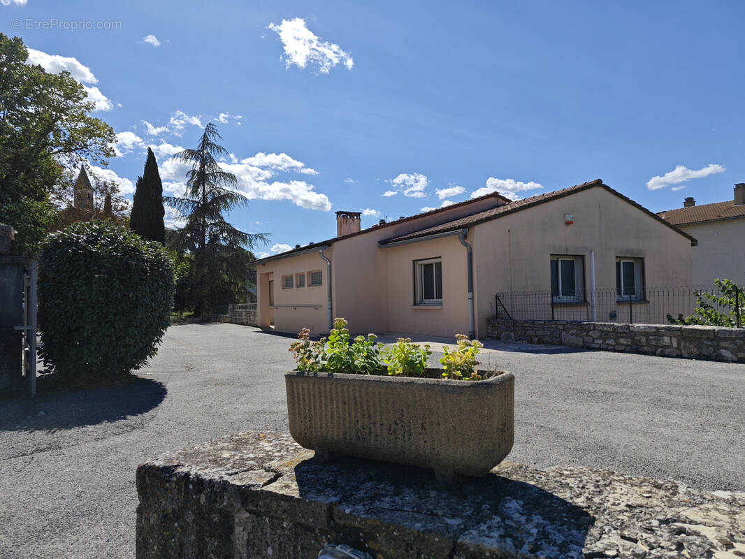 Maison à BARJAC