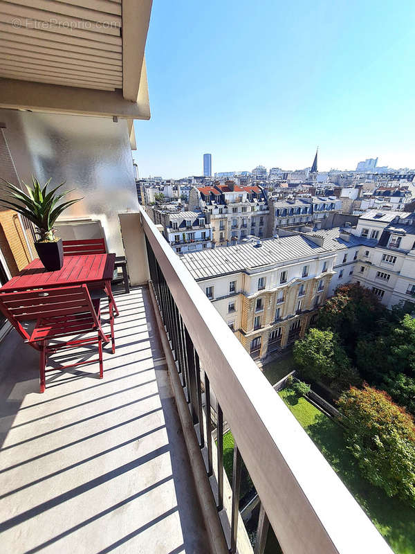 Appartement à PARIS-15E