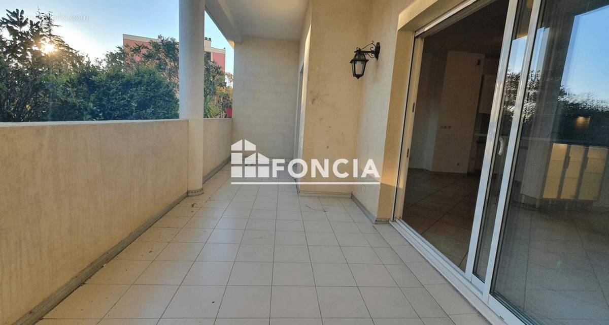 Appartement à HYERES