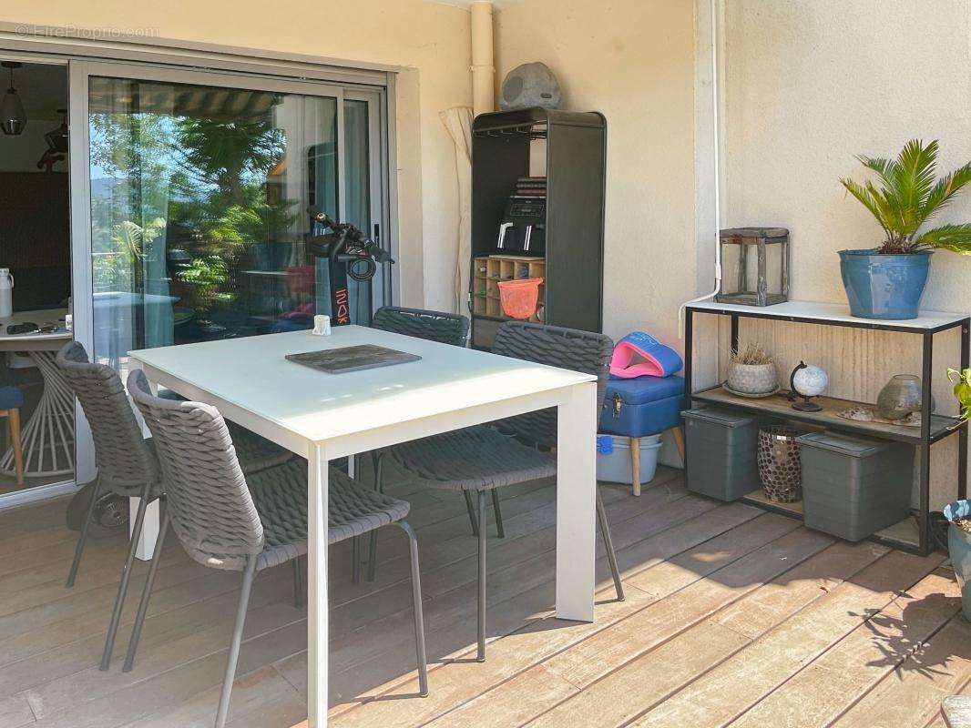 Appartement à HYERES