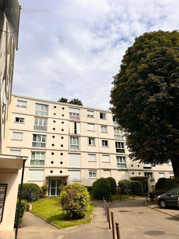 Appartement à SEVRES