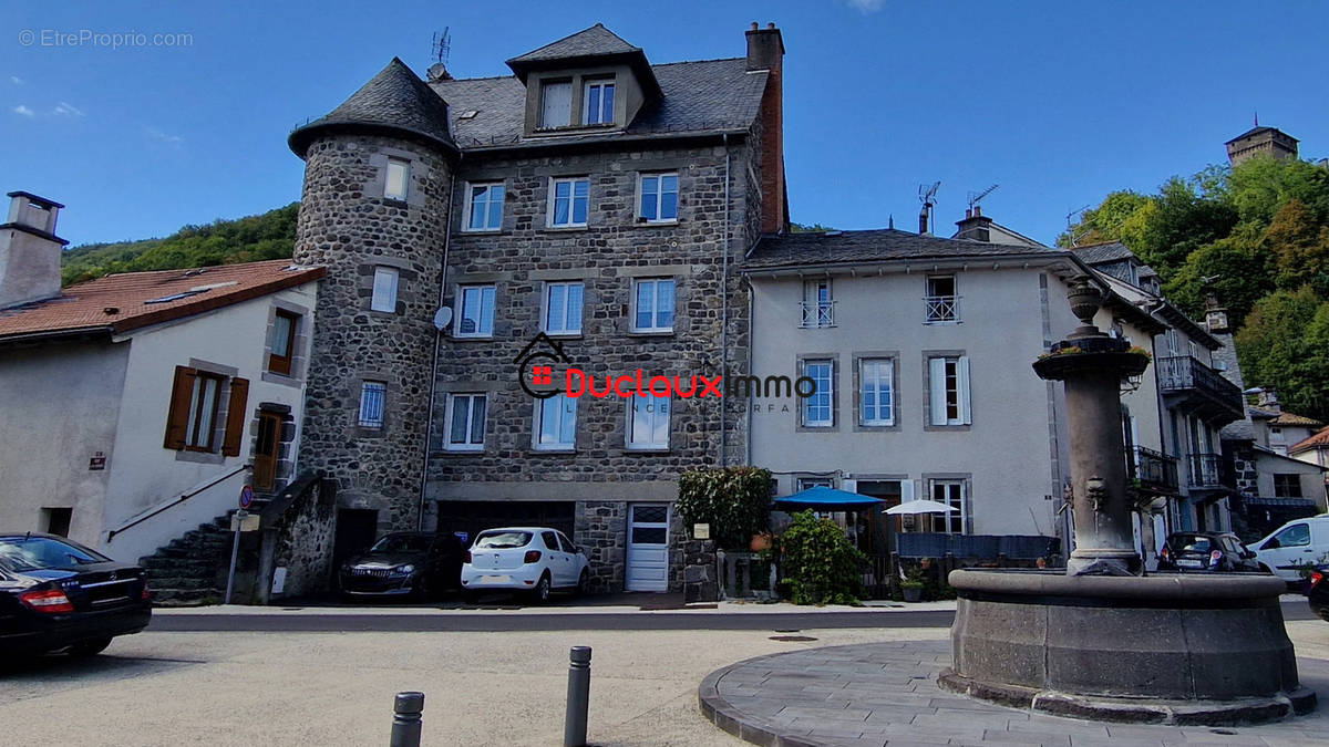 Appartement à AURILLAC