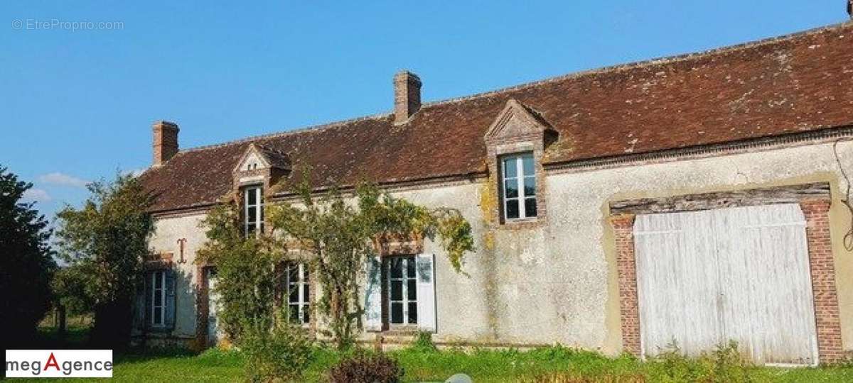 Maison à NEUILLY-SUR-EURE