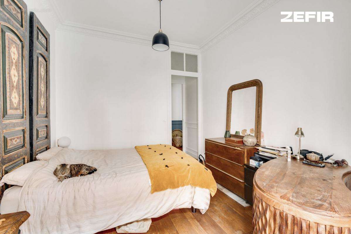 Appartement à PARIS-15E