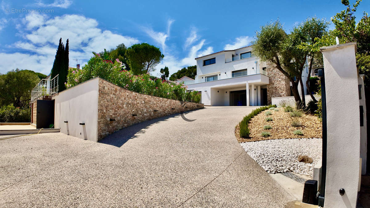 Maison à SANARY-SUR-MER