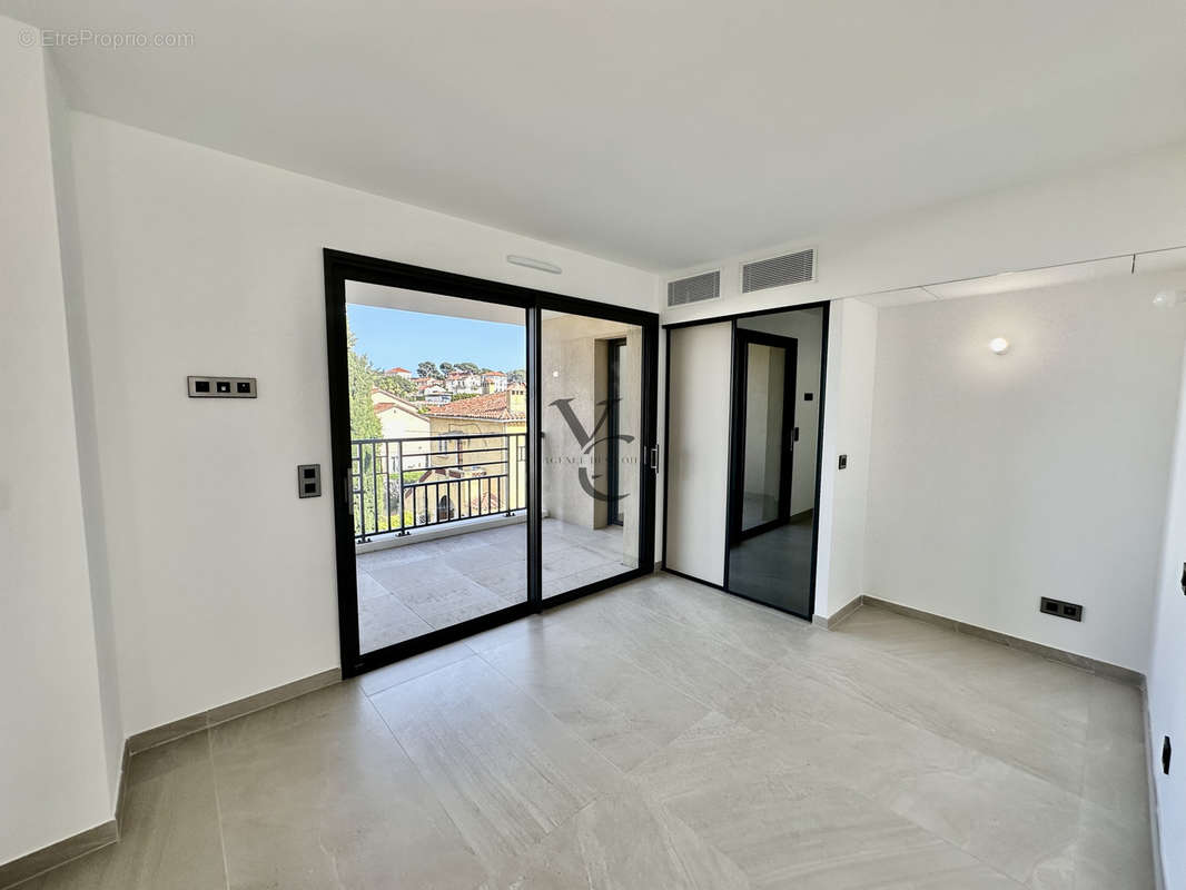 Appartement à SANARY-SUR-MER