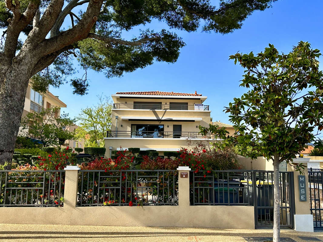 Appartement à SANARY-SUR-MER