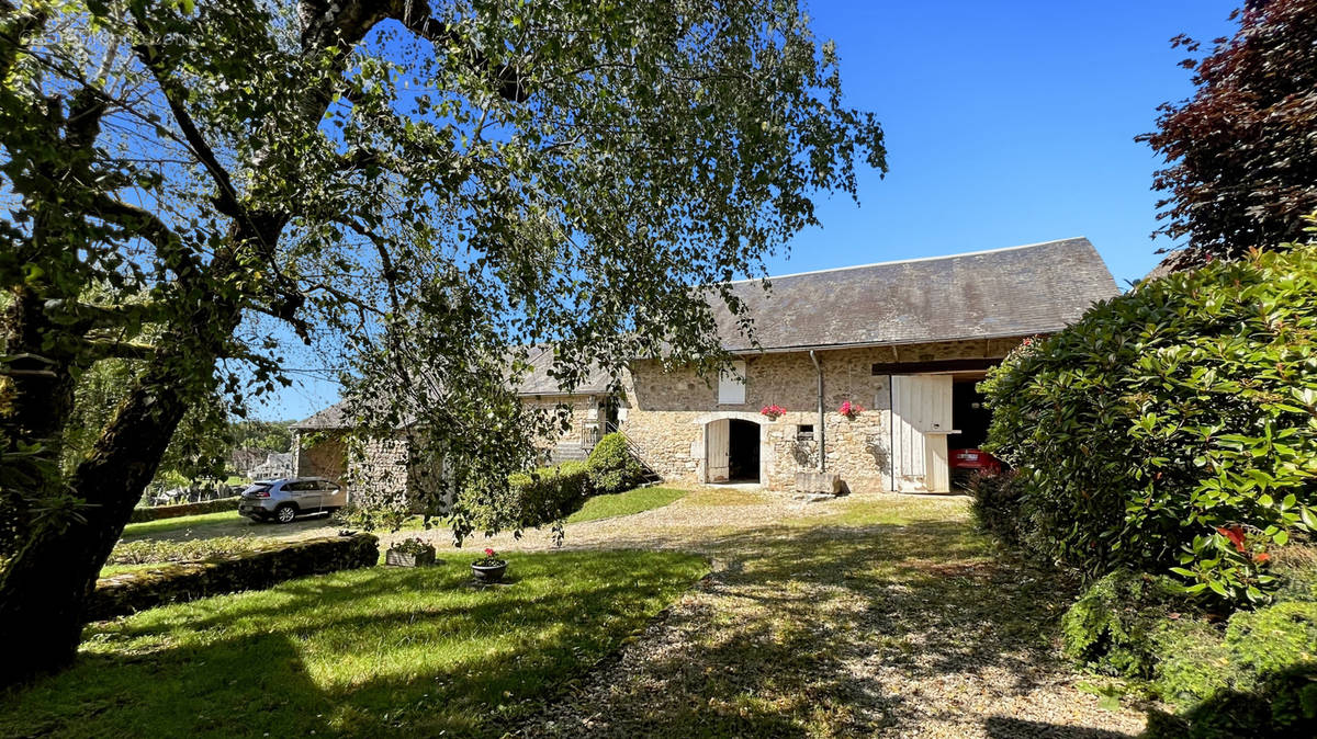 Maison à SAINT-MARTIN-DU-PUY