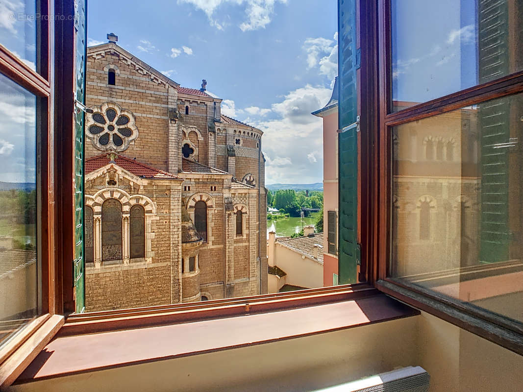 Appartement à TREVOUX