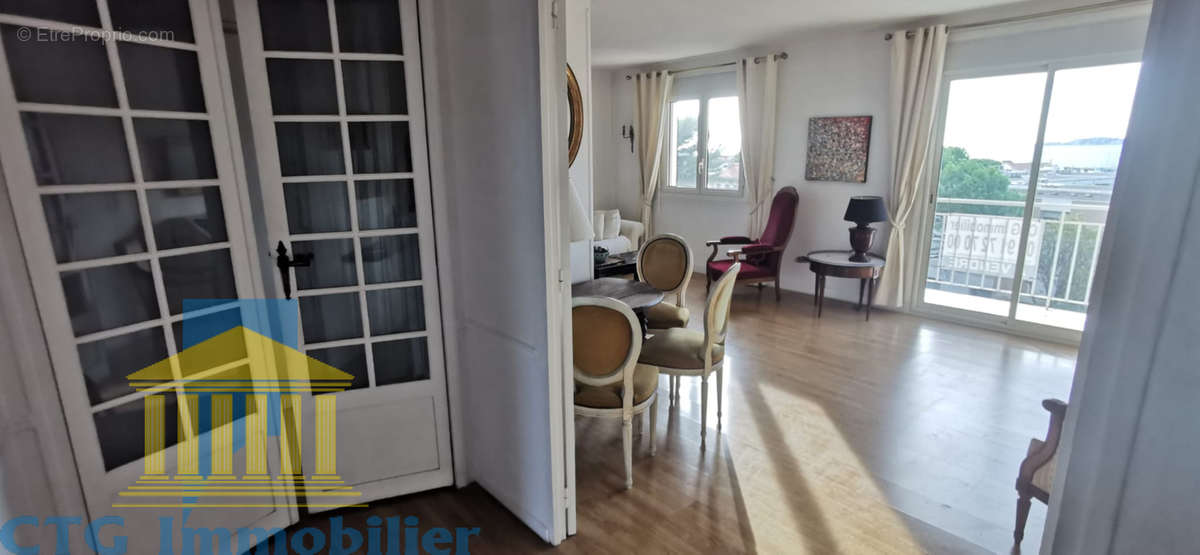 Appartement à MARSEILLE-8E