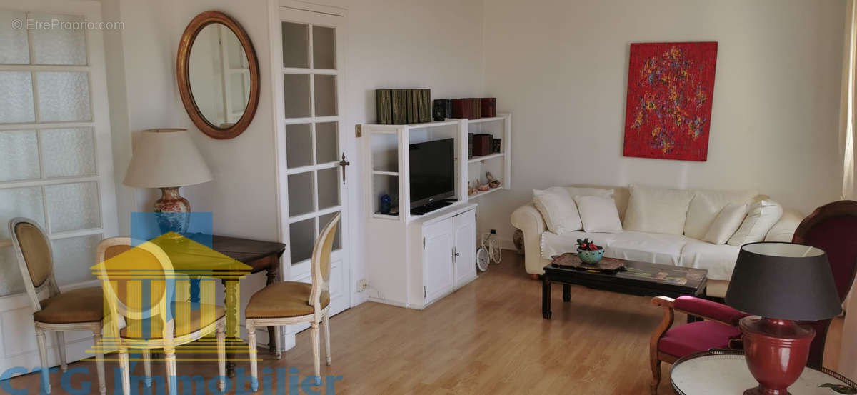 Appartement à MARSEILLE-8E