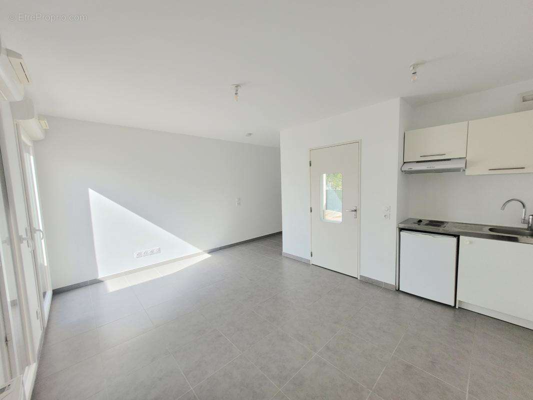 Appartement à MARSEILLE-8E