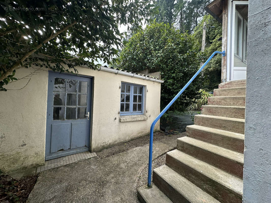 Maison à LANGUIDIC