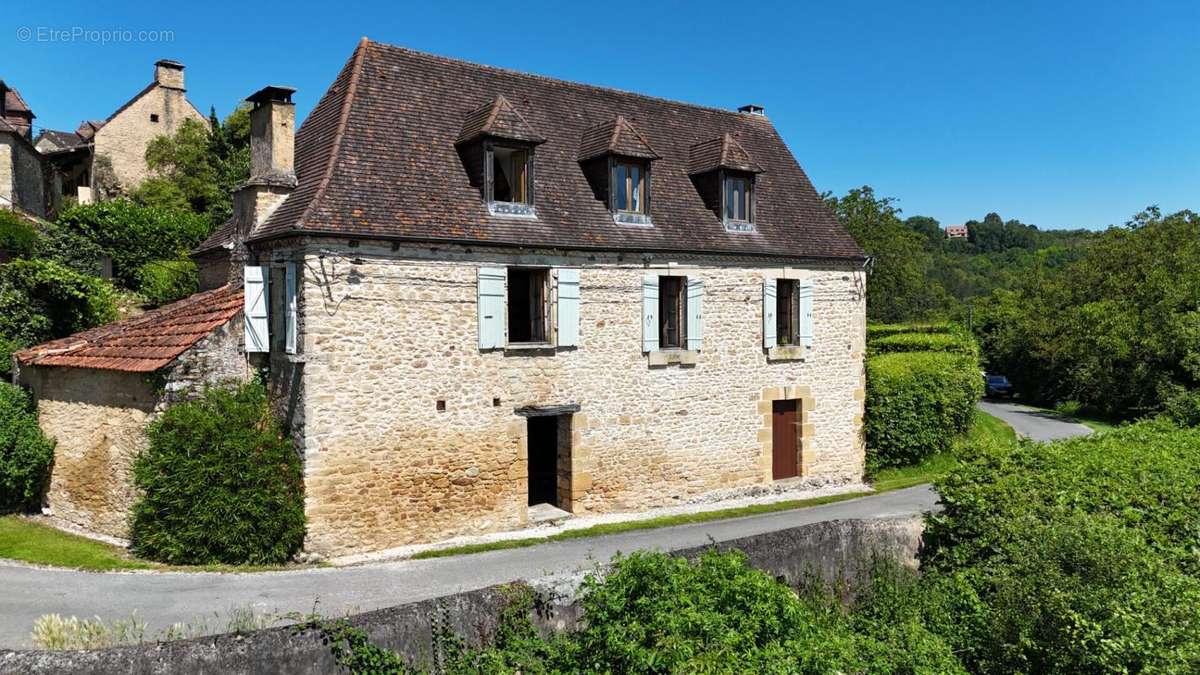 Maison à SAINT-CYPRIEN