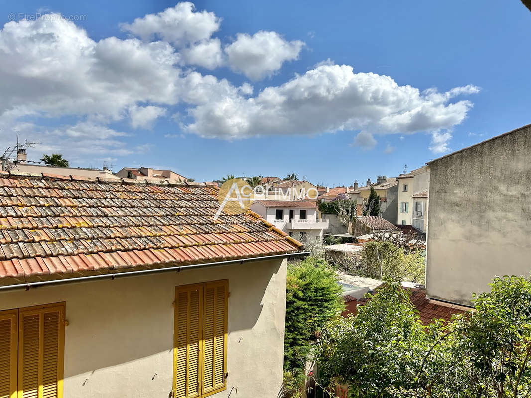 Appartement à SANARY-SUR-MER