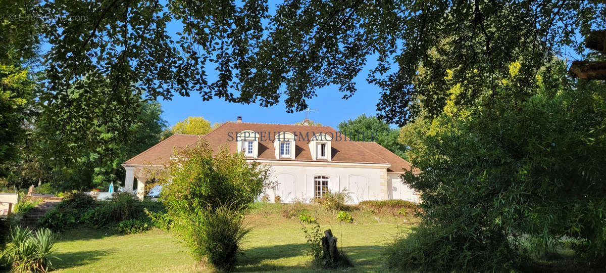 Maison à SEPTEUIL